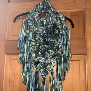 NEW Crocheted Cascading Cowl Bandana Neck Warmer Blue Multicolor OS